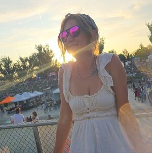 Meet your Posher, Brittney